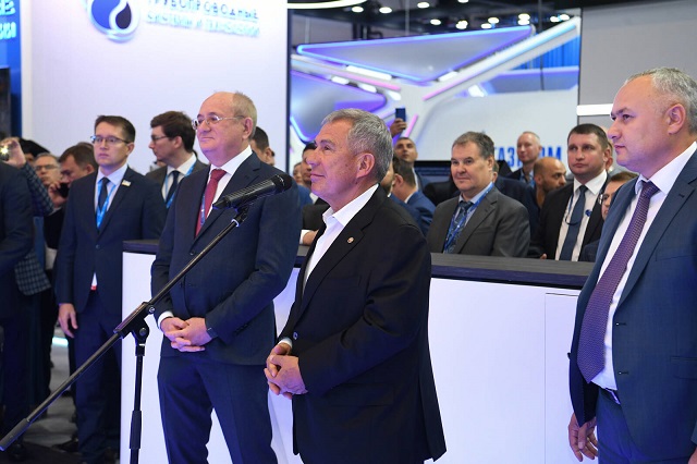 Минниханов запустил три новых объекта газомоторной инфраструктуры в Татарстане - видео