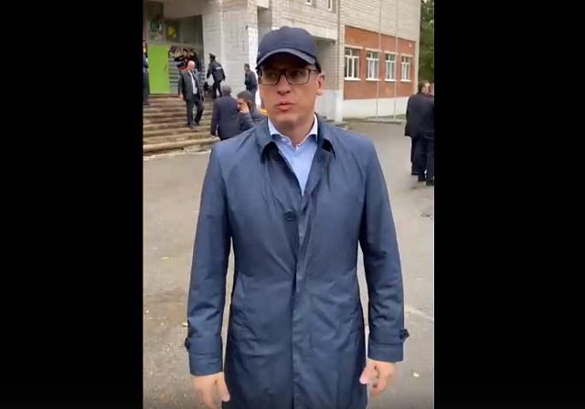 Глава Удмуртии: в школе Ижевска убит охранник, есть жертвы среди детей – видео