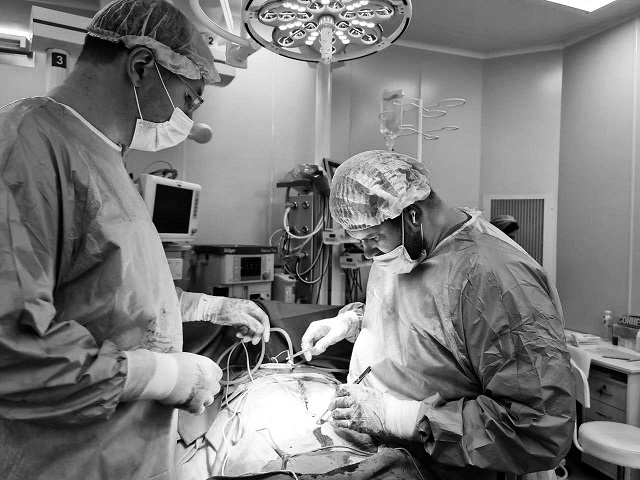 В Набережных Челнах онкологи прооперировали пациентку из-за быстрорастущего живота
