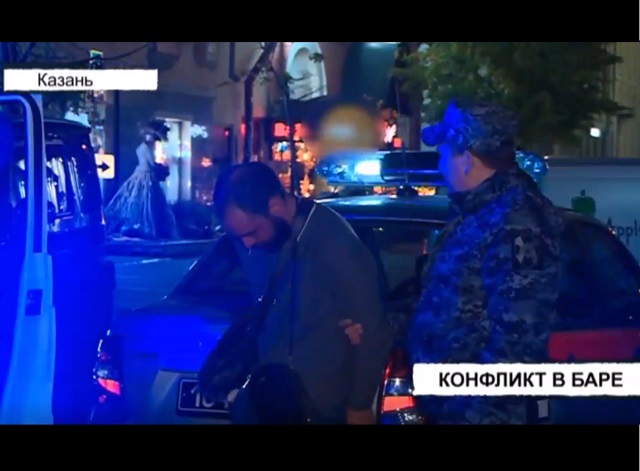 ТНВ выяснил подробности потасовки с поножовщиной у бара в центре Казани – видео