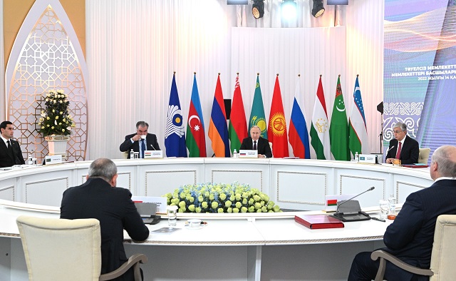 Путин заявил о попытках извне помешать связям РФ и стран Центральной Азии