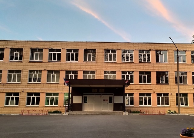 В школы Казани вновь поступили угрозы о минировании
