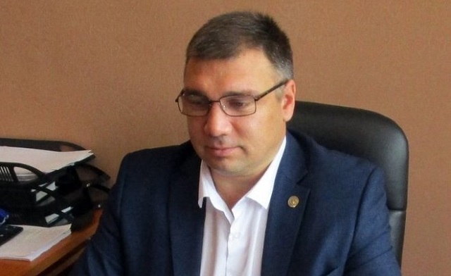 Главу Госстройнадзора по Закамью задержали при получении взятки в 250 000 рублей