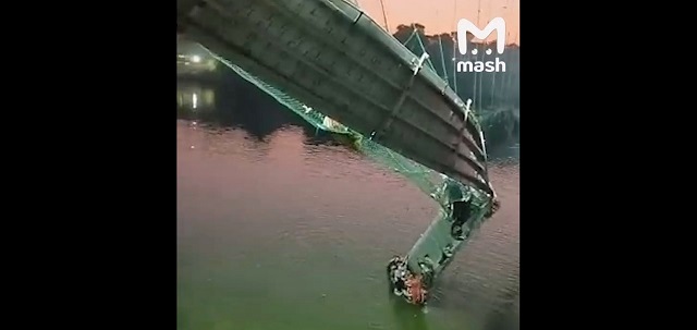 Путин направил властям Индии соболезнования в связи гибелью людей при обрушением моста