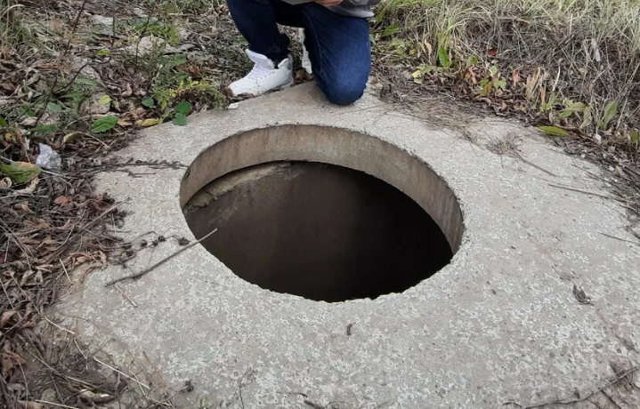 Чаллыда бер бала люкка егылып төшкән