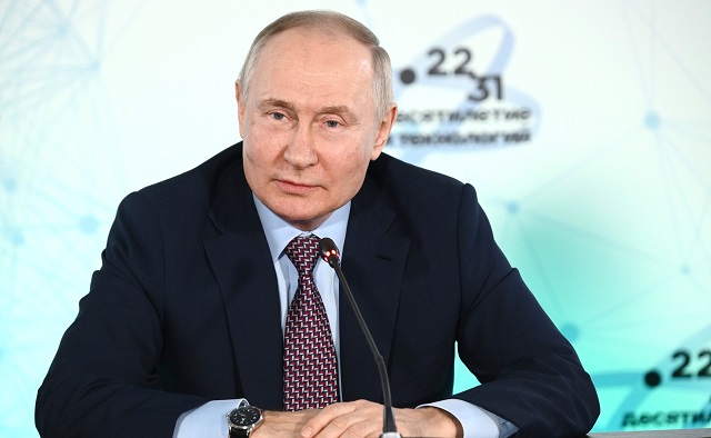 Путин заявил, что вкуснее муксуна и нельмы ничего не бывает