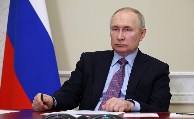 Путин узаконил гарантии для участников добровольных пенсионных программ