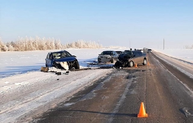 Две молодые девушки-пассажирки иномарки погибли в ДТП на трассе в Татарстане