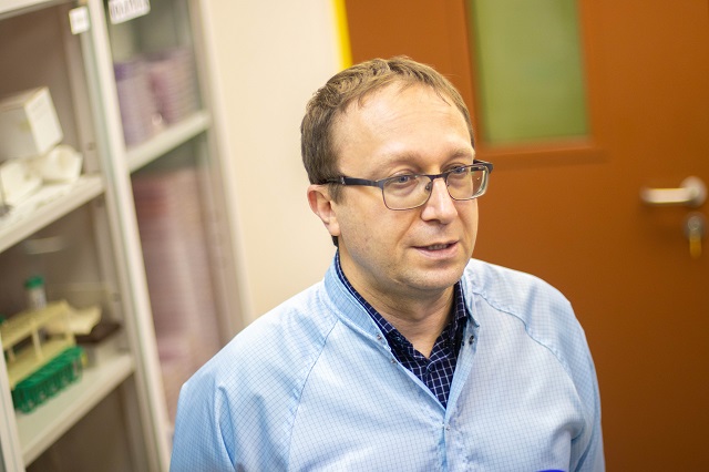 Опасность штамма коронавируса «Кракен» оценил профессор КФУ Альберт Ризванов