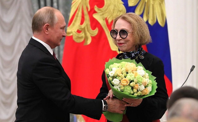 Президент России назвал смерть актрисы Инны Чуриковой огромной потерей для всех