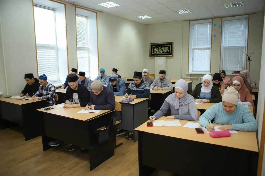 Россия ислам институтында бушлай татар теле курслары узачак