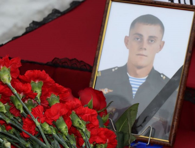 В Татарстане простились с 24-летним военнослужащим, погибшим в зоне СВО