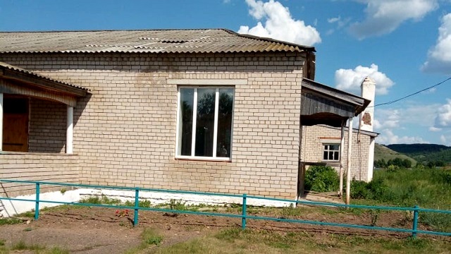 Старое здание Кемеш-Кульского ФАПа в Мамадышском районе планируют заменить на новое
