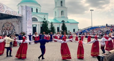 «Шире круг, друзья!»: Минниханов поздравил татарстанцев с Каравоном