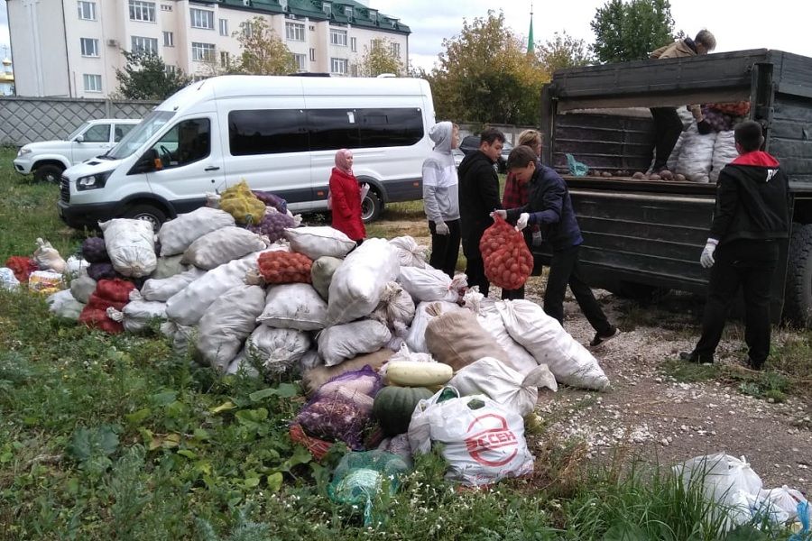 Узган атнада Татарстанда мохтаҗларга 5 тонна күләмендә гошер сәдакасы таратылды