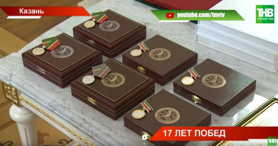 Рустам Минниханов встретился с чемпионами России по хоккею на траве – «Динамо-Казань» (ВИДЕО)