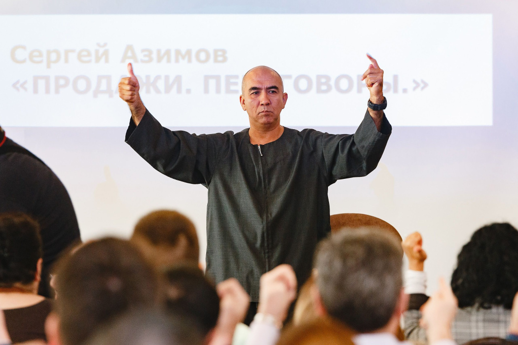 Бизнес-тренер Сергей Азимов посетил Казань (ВИДЕО)