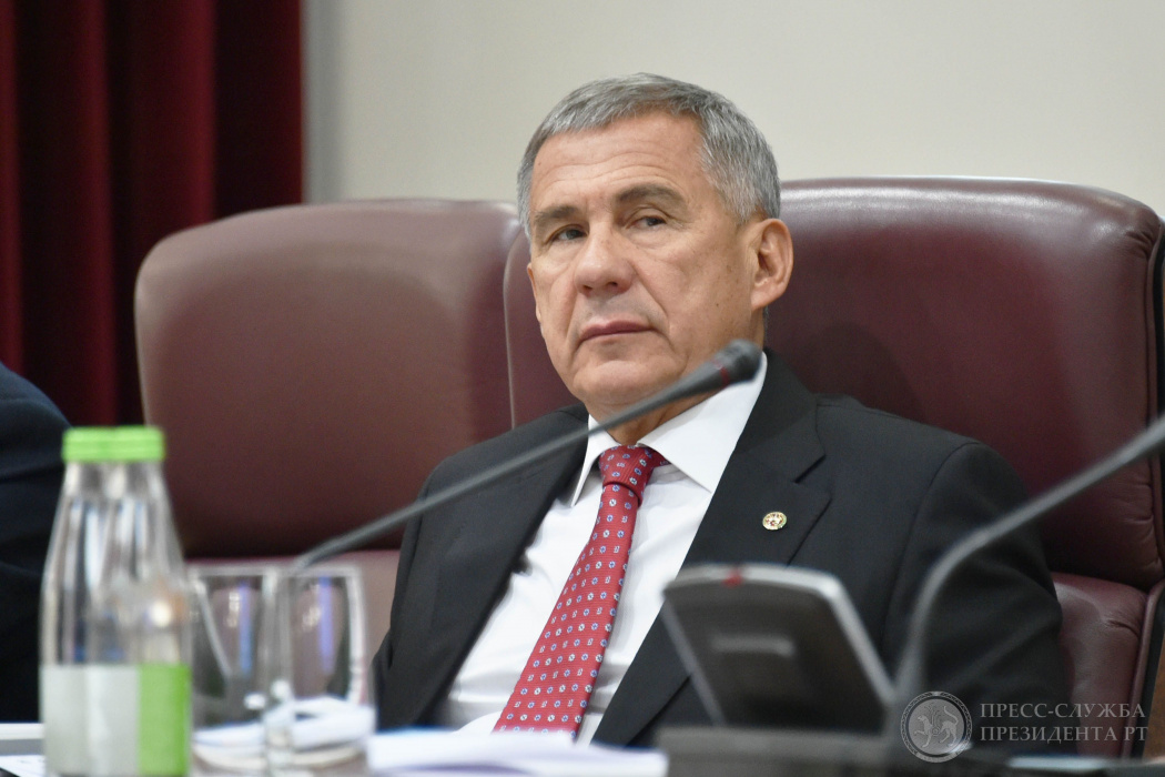 Рустам Минниханов: «Какой бы там не был федеральный ректор - мы его быстро снесем» (ВИДЕО)
