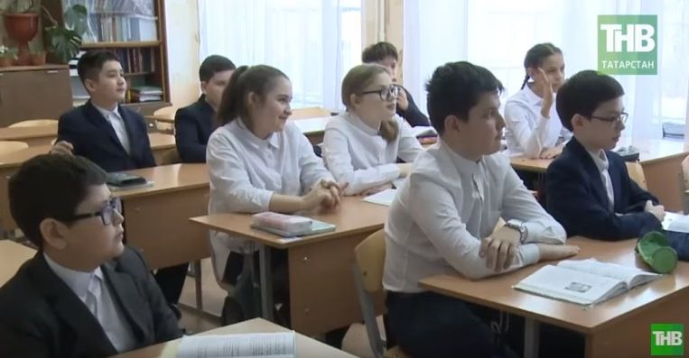 «Верните татарский!»: в Татарстане продолжается дискуссия о роли национальных языков (ВИДЕО)