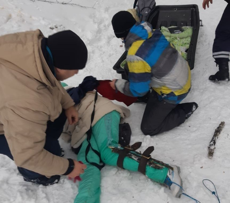Неравнодушные жители Казани помогли спасти сломавшую ногу лыжницу