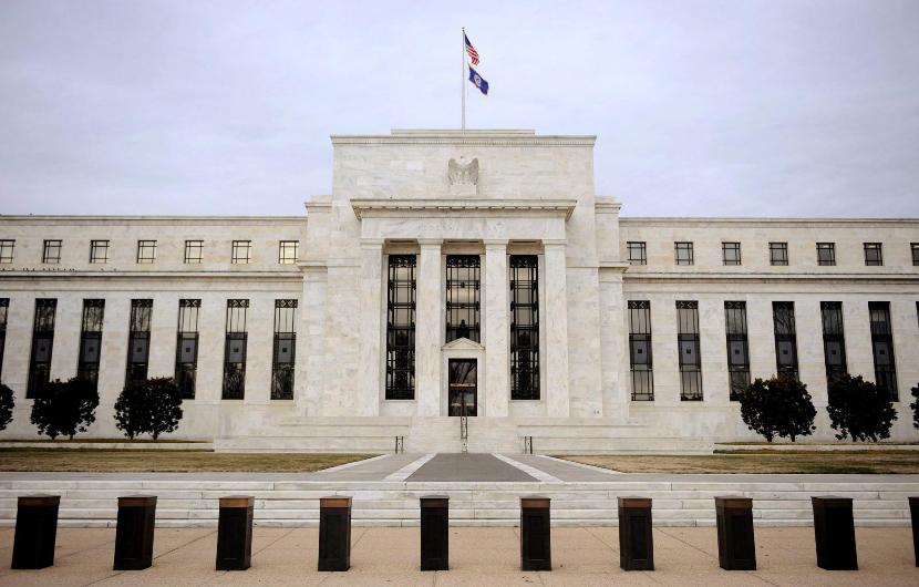 ФРС США снизила базовую ставку до минимального значения