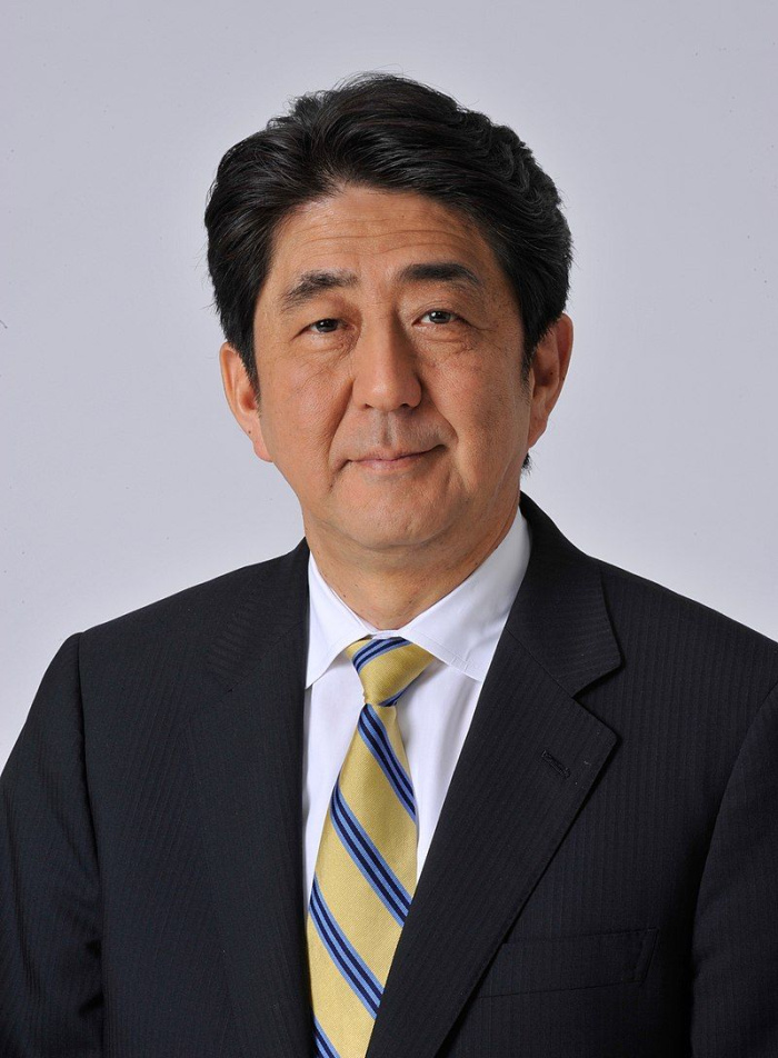 Премьер Японии заявил о неизбежной отмене ОИ в Токио