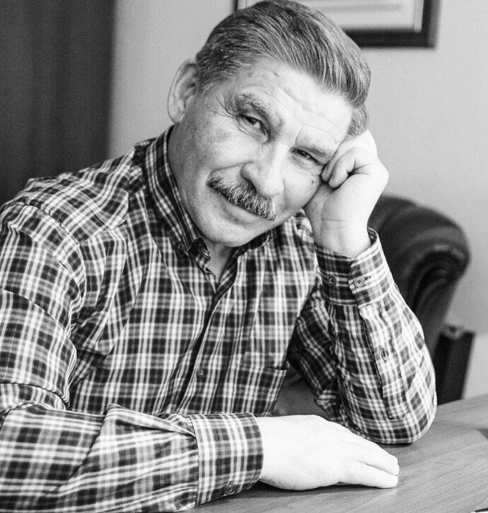 В Татарстане не стало поэта Роберта Миннуллина