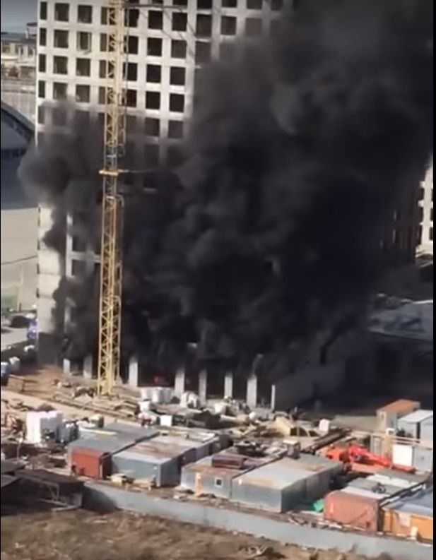 В Казань потушили пожар на строящемся ЖК SavinHouse – видео 