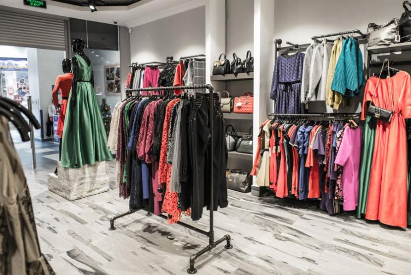 Лишь половина магазинов одежды откроется после снятия ограничений в Москве