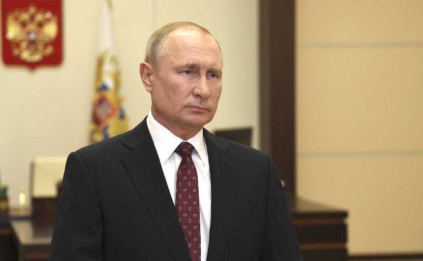 Началась онлайн трансляция совещания Путина о возможном продлении нерабочих дней в стране