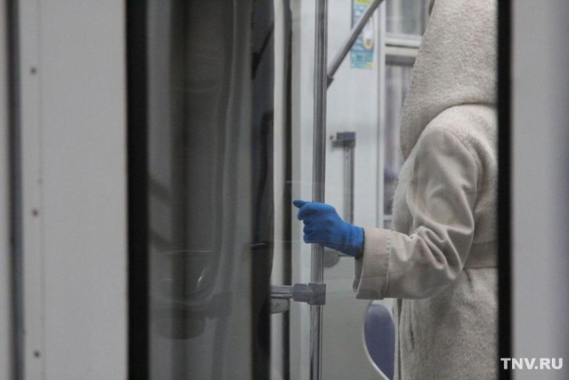 В Казани закрыли доступ в метрополитен для людей без масок и перчаток