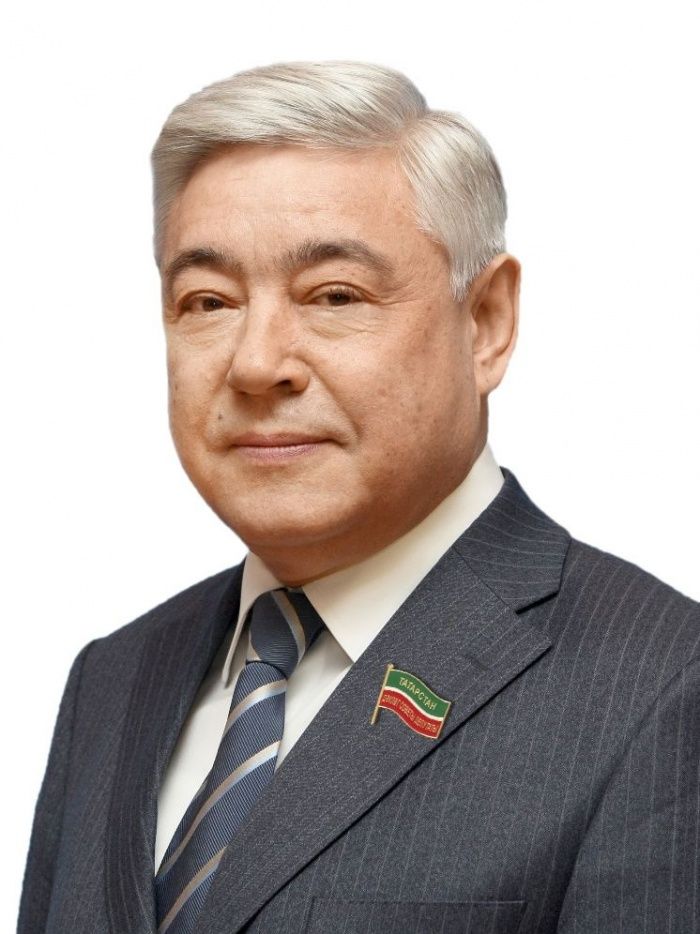 Бүген Фәрит Мөхәммәтшин үзенең туган көнен билгеләп үтә