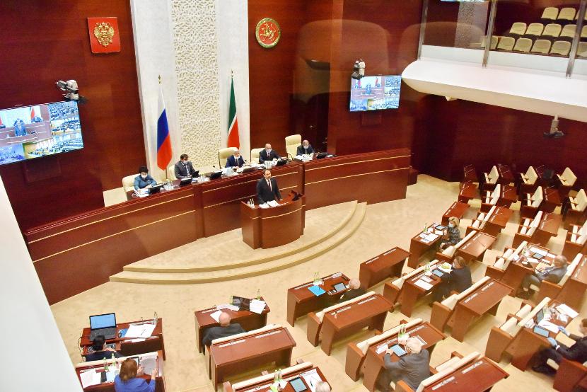 Депутатов Госсовета Татарстана проверяют на коронавирус