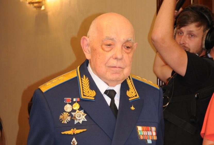 Генерал-полковник ВВС Абрек Аюпов скончался в Москве в возрасте 84 лет