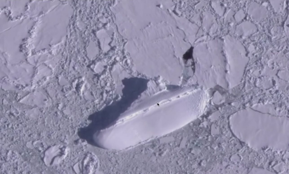 Ледяной корабль обнаружили у берегов Антарктиды