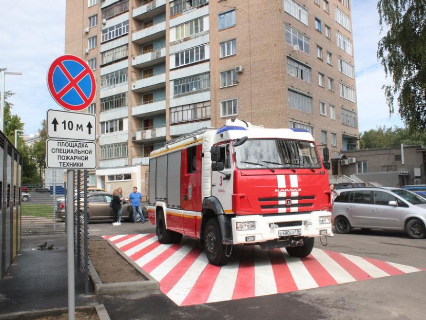 Во дворах Казани стали появляться разметки для пожарных машин