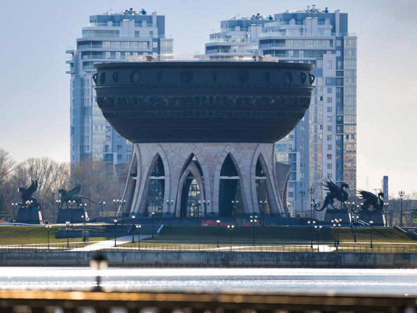 Казанские власти запретили застраивать территории у «Чаши» и театра «Экият»