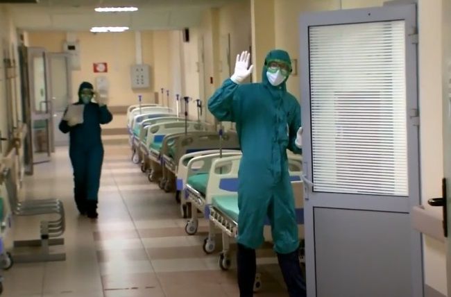 Как людская безответственность породила вторую волну коронавируса в Татарстане – видео