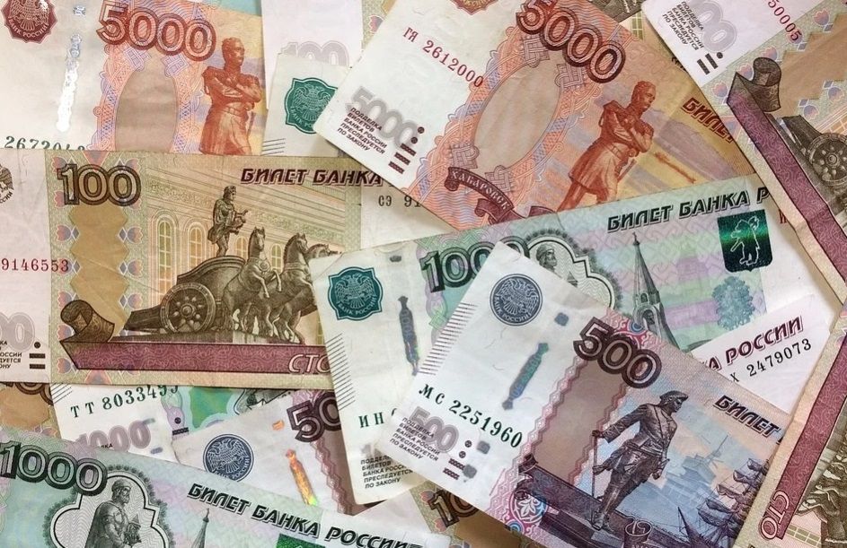 Депутаты Госсовета приняли бюджет Татарстана на 3 года с дефицитом бюджета в три миллиарда рублей - видео