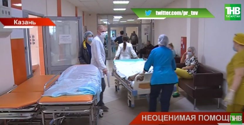 «Помощь рядом»: как волонтеры-медики Татарстана помогают врачам и медсестрам во время коронавируса - видео