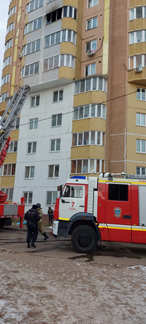 В Казани на пожаре погибла женщина