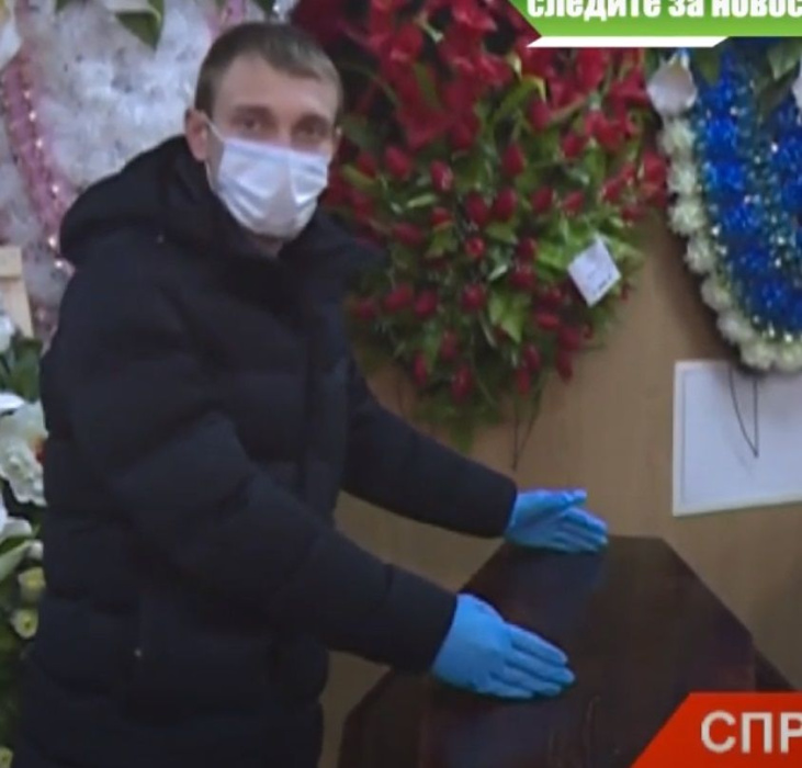 «В стеклянном ларце»: в Татарстане пользуются спросом на гробы с окнами