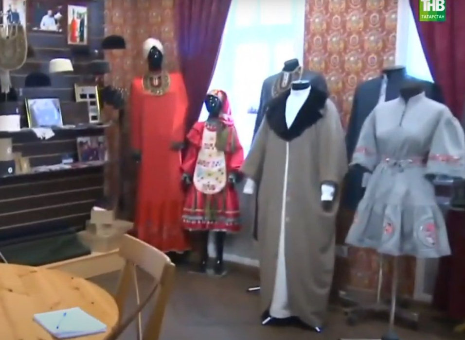«Татарский ренессанс»: как в Казани возрождается мода на национальную одежду 