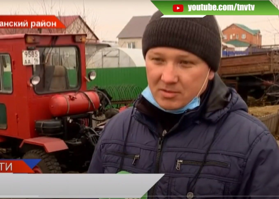 Житель Черемшана сам собрал из УАЗика универсальный трактор