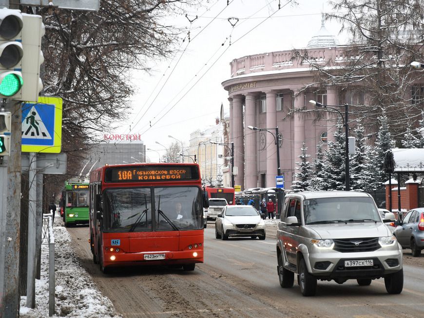 В транспорте Казани поймали полторы тысячи безмасочников