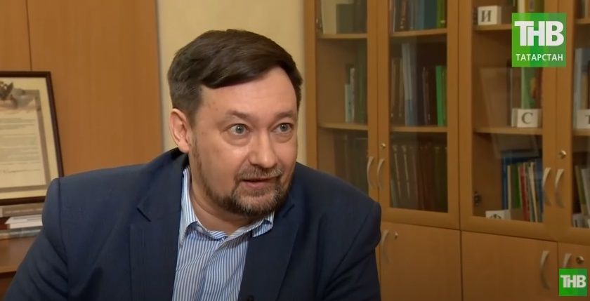 Олег Хисамов: «У нас 3 диалекта татарского языка и помимо литературного языка есть еще письменность, а у диалекта нет письменности» - видео