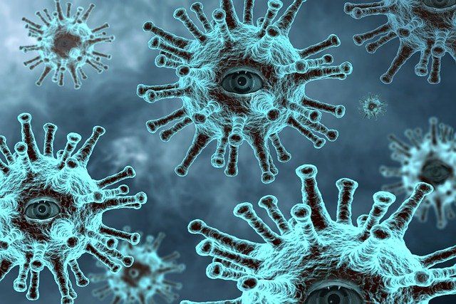Инфекционист анонсировал новый всплеск коронавируса в России