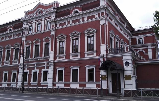 В Казани за 350 млн рублей продают здание, занимаемое Госкомитетом РТ по тарифам 