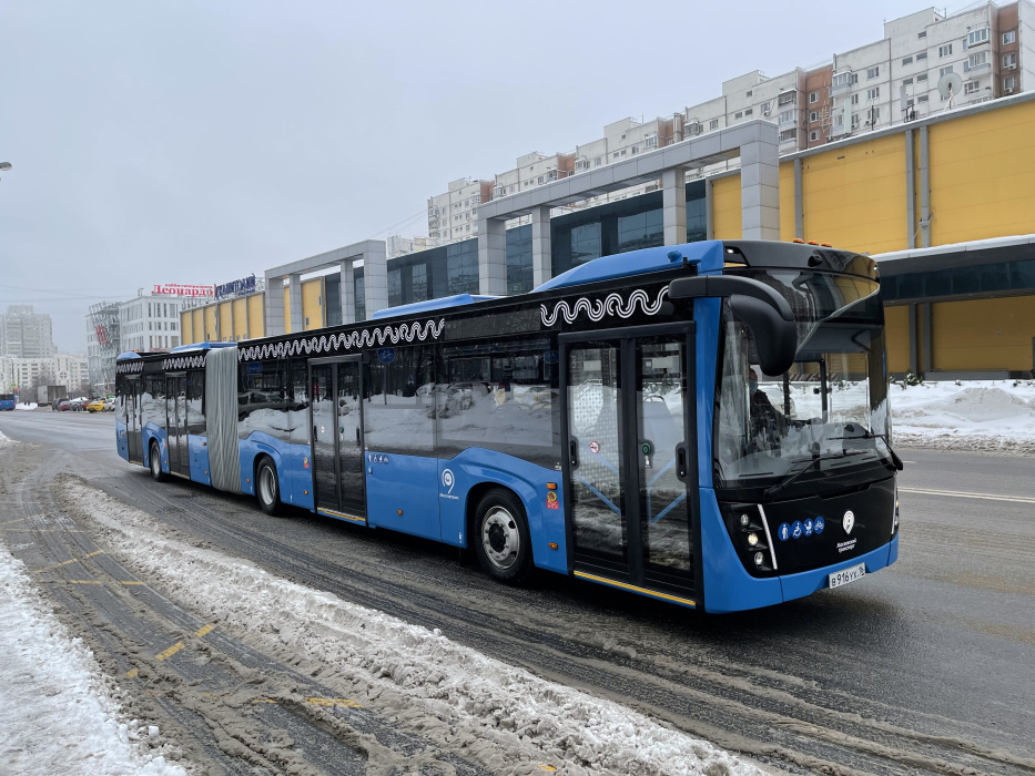 В Москве завершают тест-драйв автобуса-«гармошки» от «КАМАЗа»