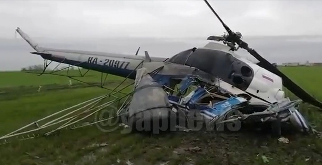Пилот погиб при крушении вертолета в Краснодарском крае - видео